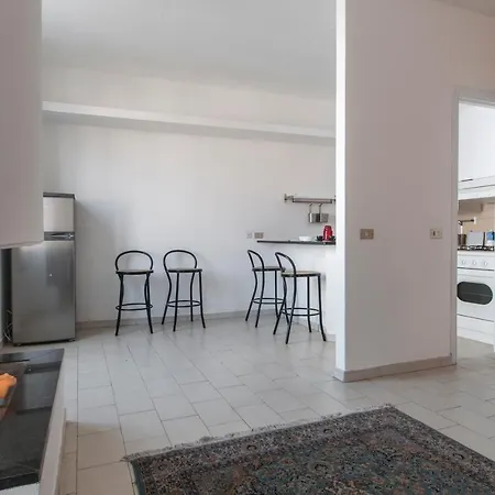 Apartment Ripa 1 *